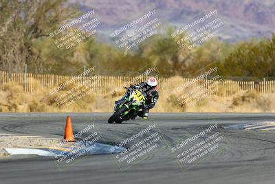 media/Jan-16-2022-CVMA (Sun) [[7f3d92989d]]/Race 3 Amateur Supersport Middleweight/